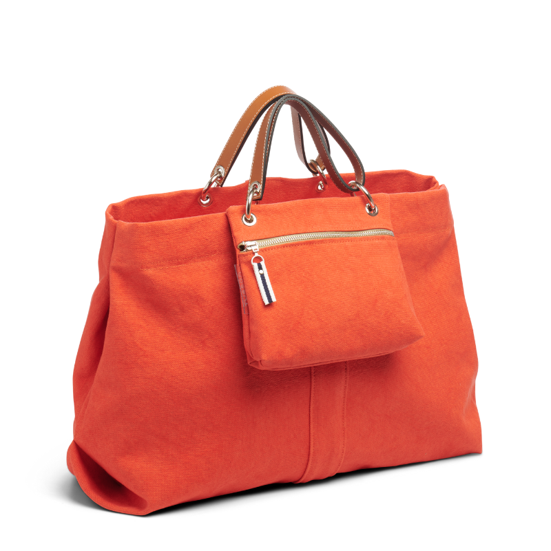 pochette yole en coton corail accrochee à un sac canotage large corail