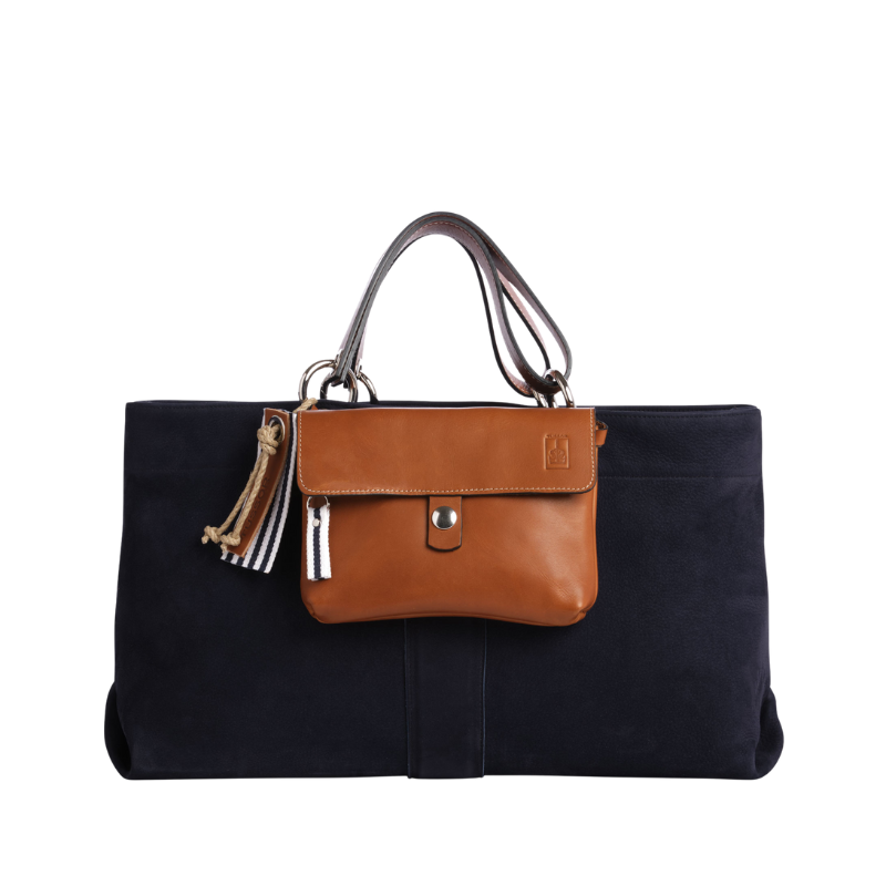 sac de ville modulable en cuir nubuck veau bleu marine avec des anses en cuir naturel